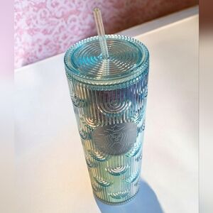 Starbucks Spring 2022 Iridescent Mermaid Tumbler - Venti NWOT